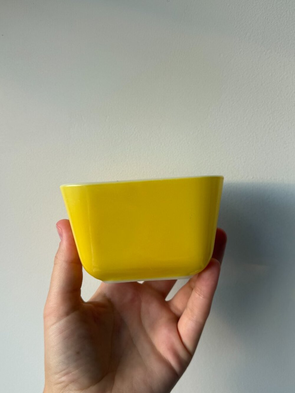 Vintage Yellow Pyrex Fridgie 501 Dish